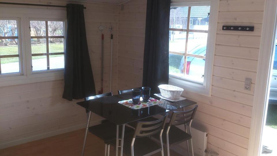Tornby Strand Camping Cottages ヒアツハルス 部屋 写真